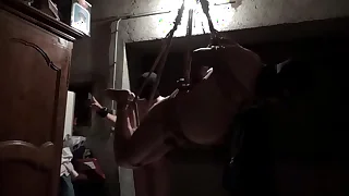 Suspendu par un maître japonais