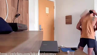 Rapidinha com maconheiro tatuado