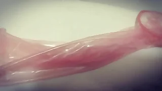 コンドーム使用　射精①　精液