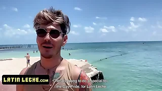 Amateurs latinos rob silva & field of vision everywhere got caught fertilizing their asses in excess of the beach