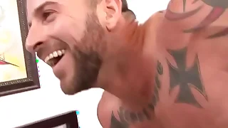 Julian rios cumshot - julian sborra tutto sudato e affaticato