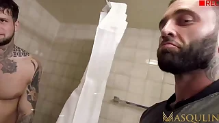 Masqulin tattooed hunk markus kage raw breeds andrew green