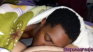 Cai de boca no meu bucetão